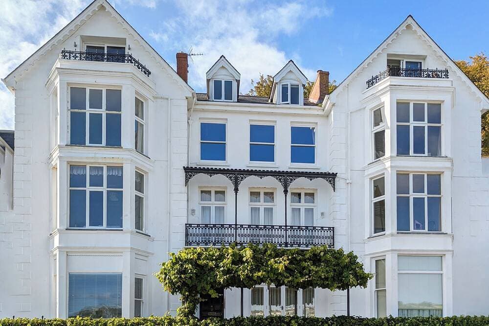 Foto 11 von 28: Seascape - St Catherine's Court