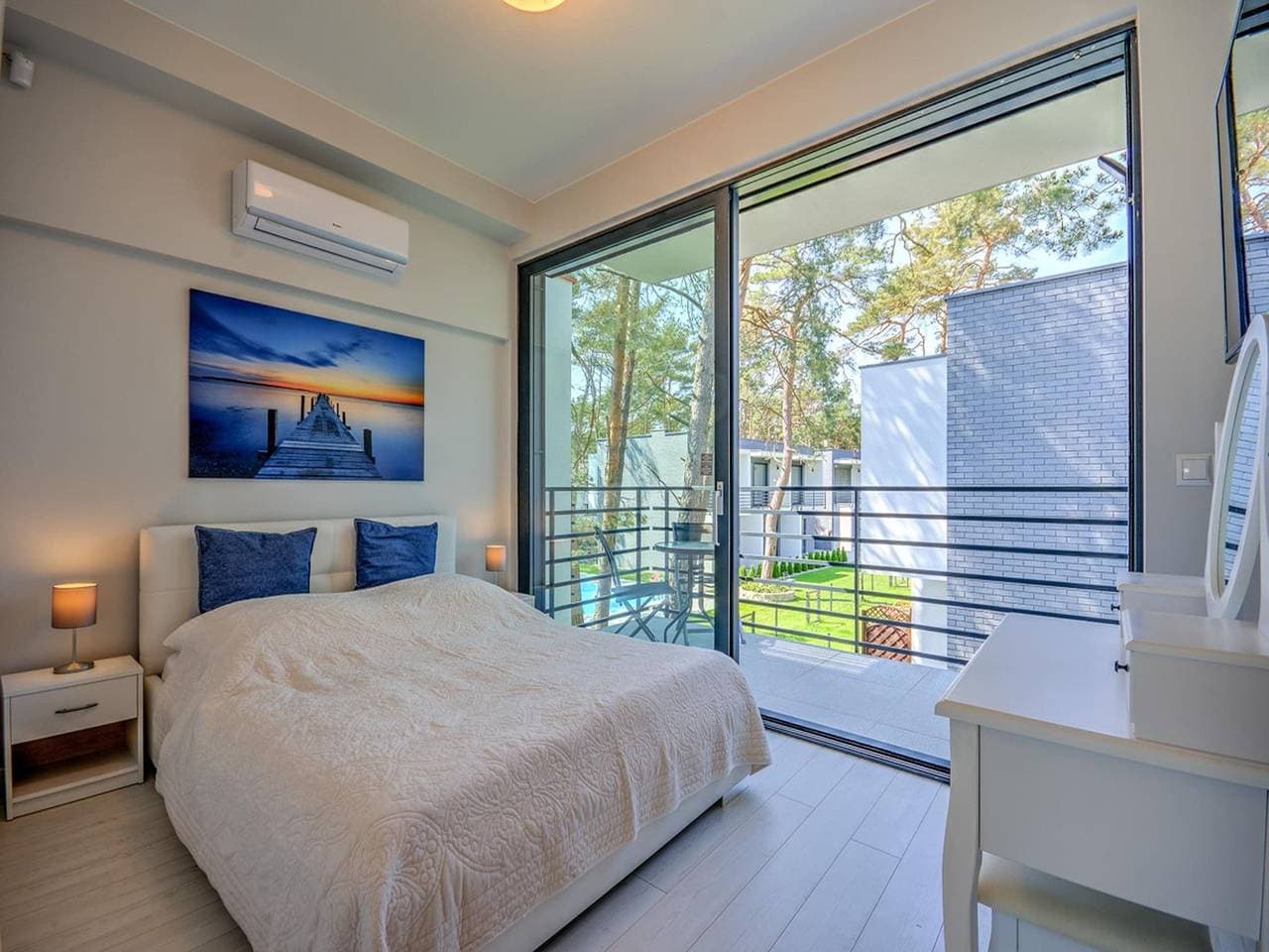 Foto 4 von 31: Komfortables Ferienhaus mit Garten und Pool