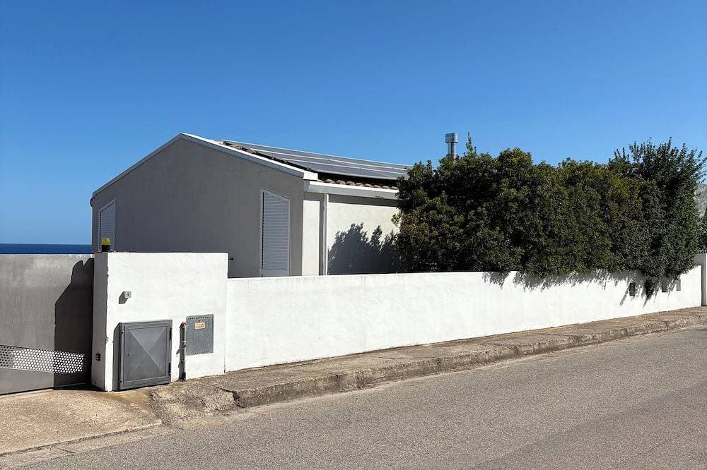 Foto 10 von 28: Das moderne Haus - Porto Frailis Bay Iun 2697
