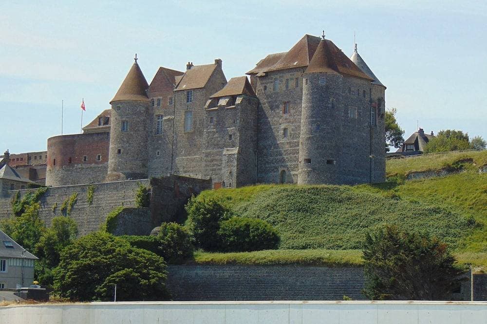 Foto 7 von 12: Dieppe Zentrum, geräumiges Stadthaus
