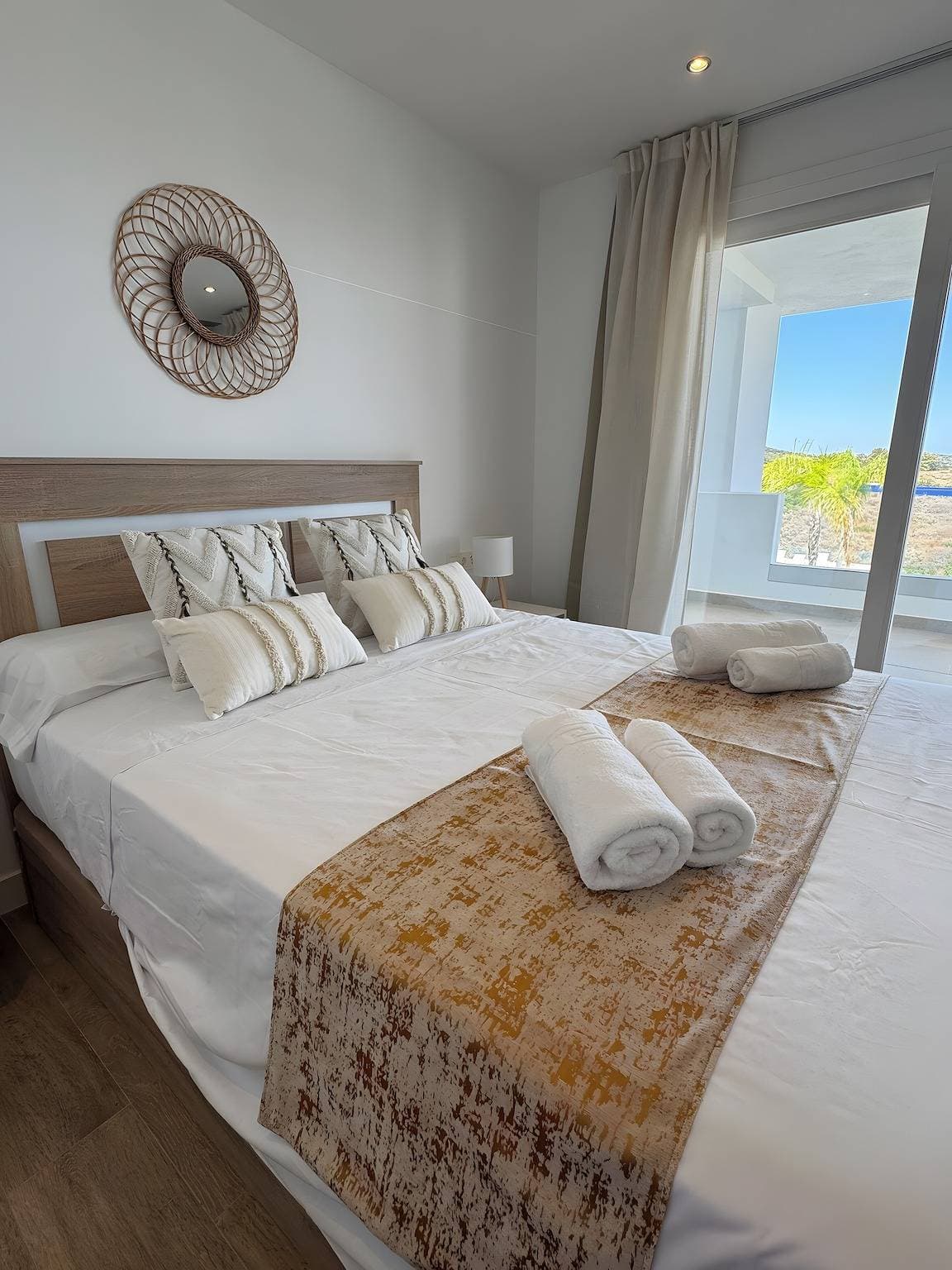 Foto 5 von 41: Apartment 'Luxus und Karibikstrand in Estepona' mit Meerblick, WLAN und Klimaanlage