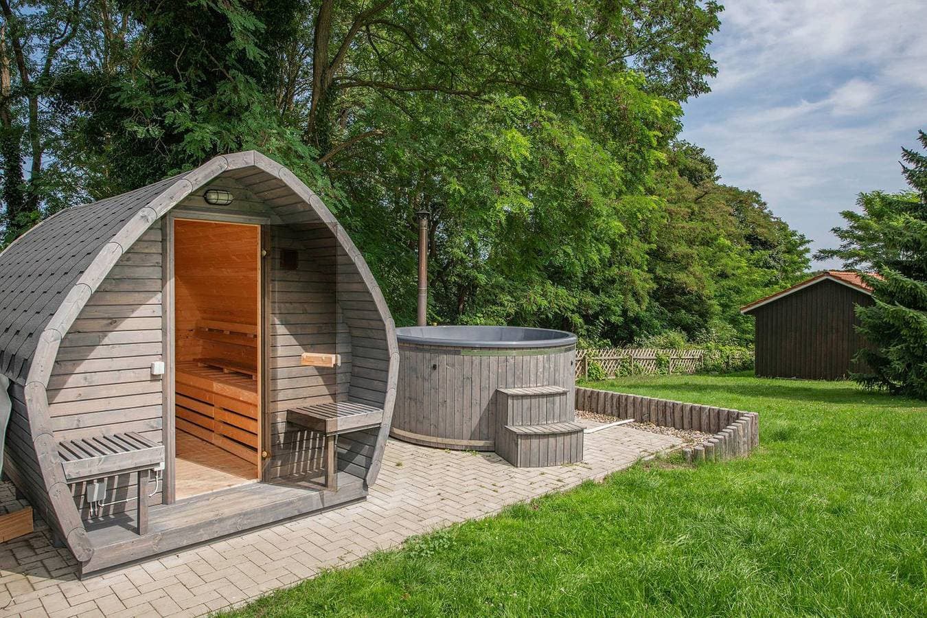 Foto 3 von 32: Ruhiger Bungalow in Bansin mit Garten & WLAN – für Familien & Hund geeignet