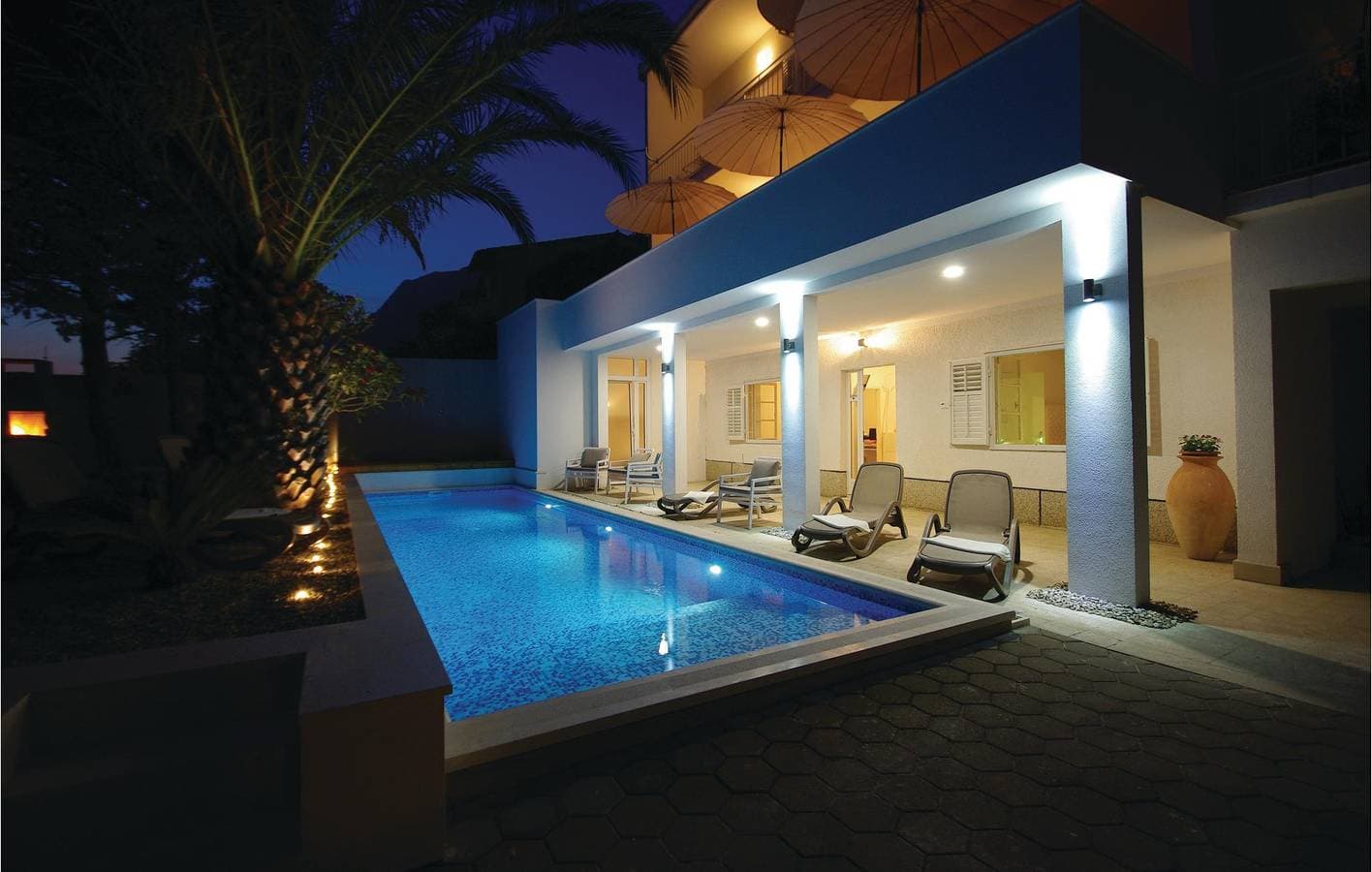 Foto 13 von 31: Gemütliche Ferienwohnung in Makarska mit Pool, Terrasse und WLAN – 400 m bis zur Küste