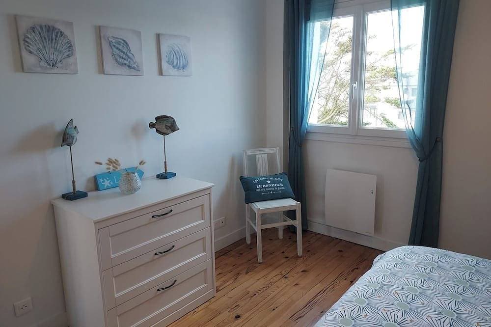 Foto 5 von 30: Nur einen Steinwurf vom Strand entfernt. Haus komplett renoviert 2020, Schlafplätze für 6-8.