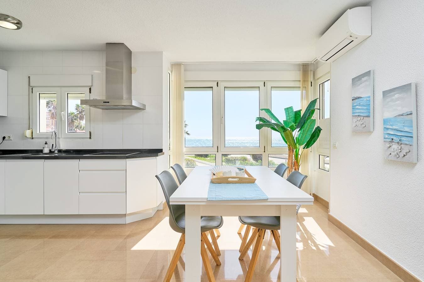 Foto 5 von 28: Apartment 'Frontal By Immo Stoop' mit Meerblick, WLAN und Klimaanlage