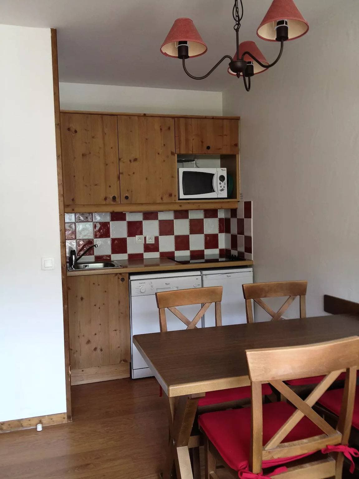 Foto 6 von 12: 2 Zimmer 4 Personen 3* freigestellt West