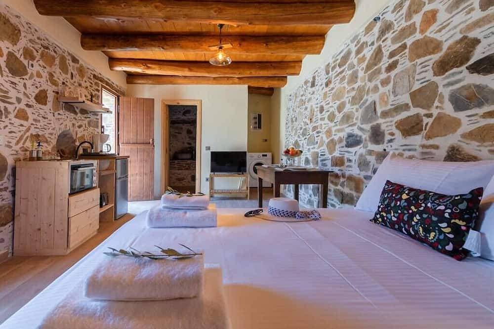 Foto 5 von 30: Cozy Studio Plagia Room 3