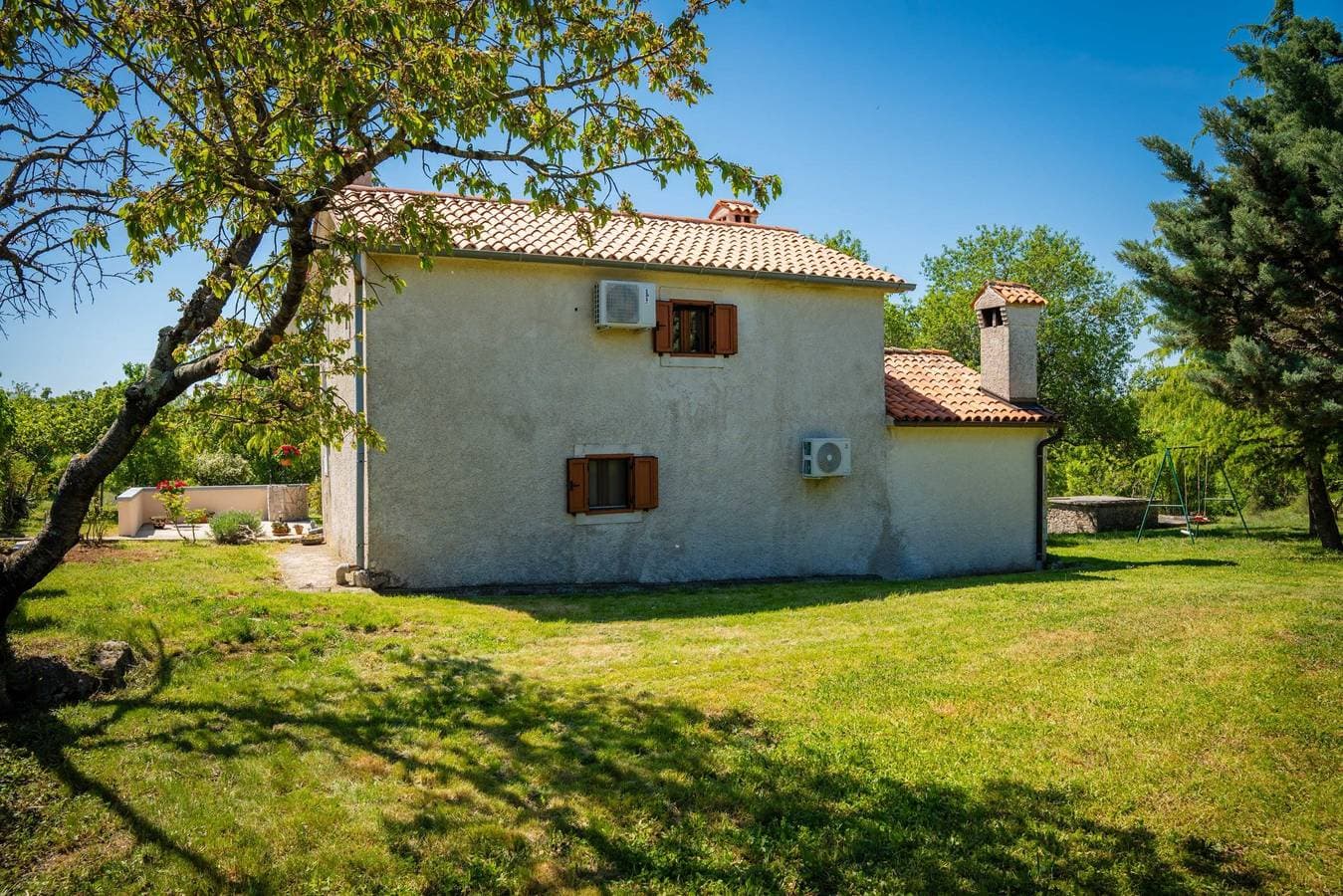 Foto 3 von 32: Ferienhaus Marija-Lorena * ruhige Lage, 5000 m2 Privatgrundstück, WLAN