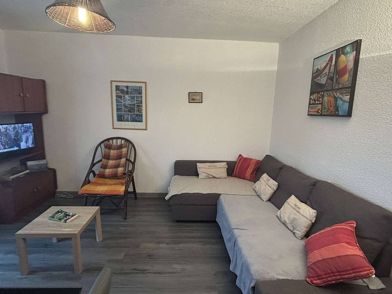 Foto 2 von 21: 300m zum Strand, Balkon, Küche, TV, 2 Schlafzimmer - Perfekt für Familien!