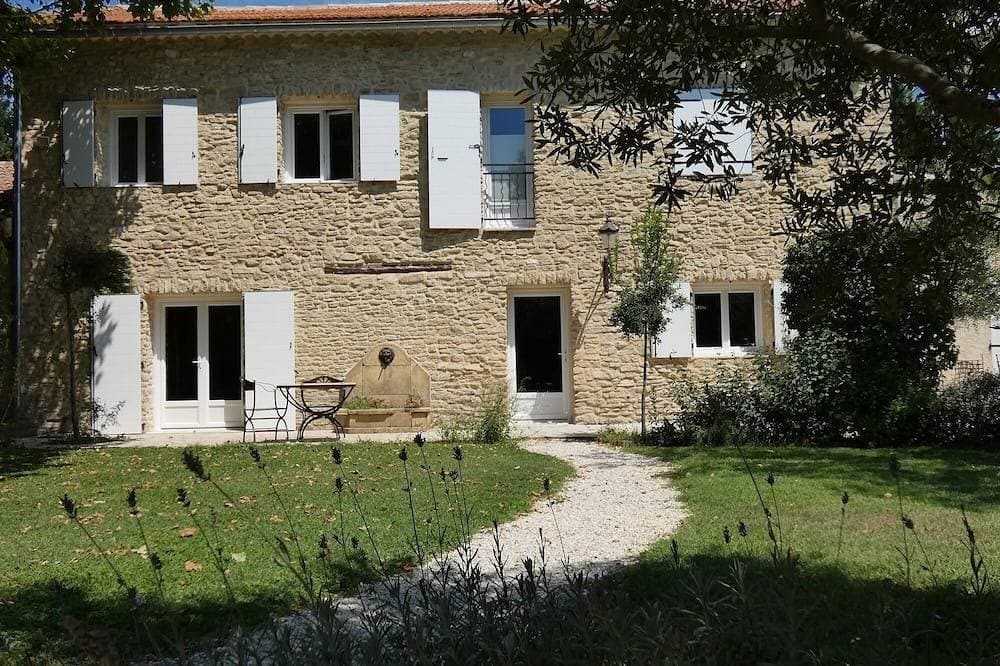 Foto 6 von 13: L'Isle-sur-la-Sorgue, quiet, charming bed and breakfast with all comforts
