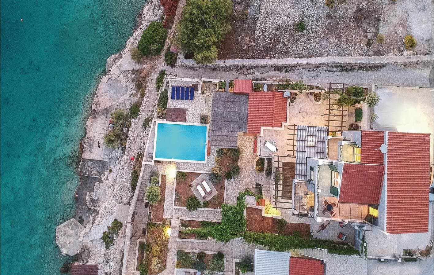 Foto 4 von 53: Charmante 2-Zimmer-Wohnung mit Pool, Terrasse und WLAN in der Nähe der Küste von Kanica