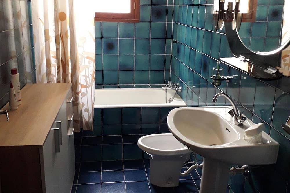 Foto 5 von 11: Villa des Chênes, Ombrage et Quiétude, à 5 min D'oraison et du lac de Baignade