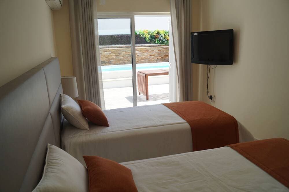 Foto 5 von 22: Villa Am Meer Mit Privatem Swimmingpool