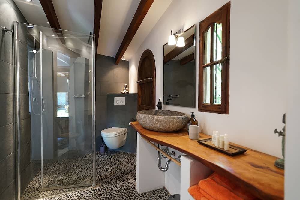 Foto 7 von 30: Stylish mansion in an enchanting garden in Biniaraix for 10 people