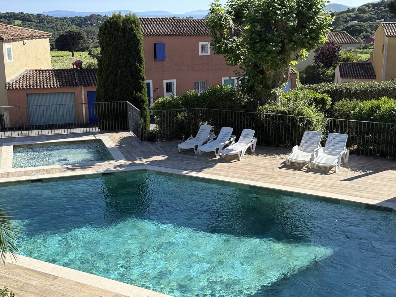 Foto 13 von 15: Haus mit 2 Schlafzimmern, Garten und Meerblick in La Croix-Valmer