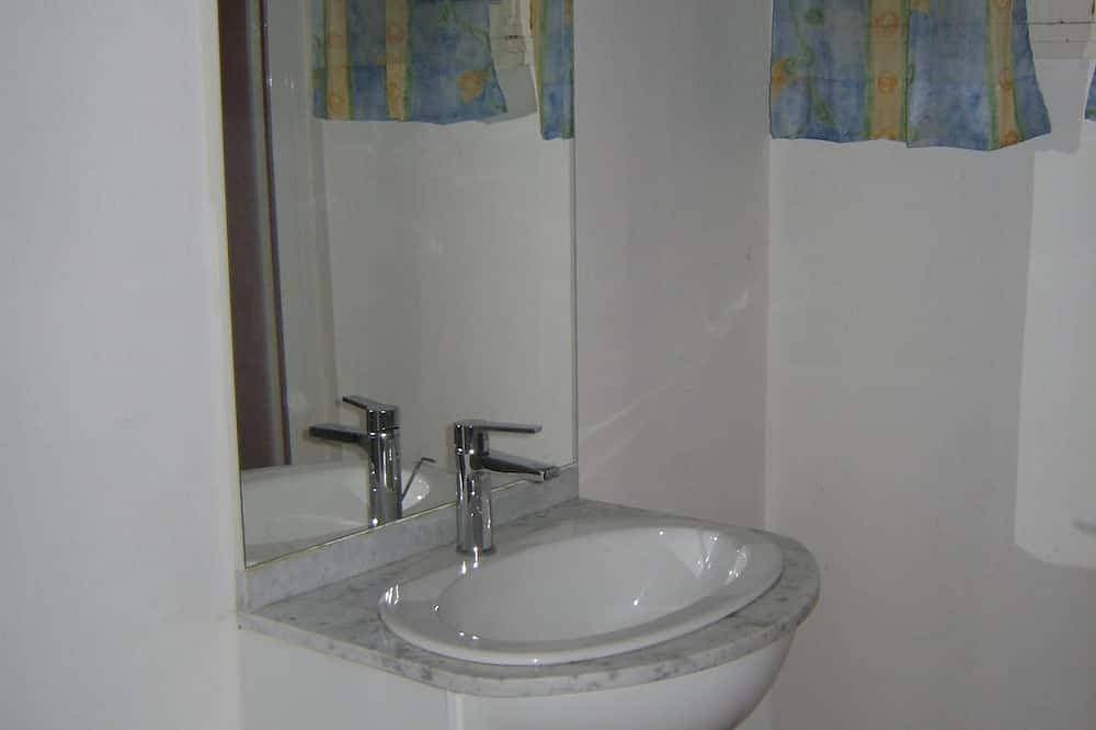 Foto 3 von 8: Außergewöhnliche Meerblick-Apartment in freistehende Villa Französisch Riviera