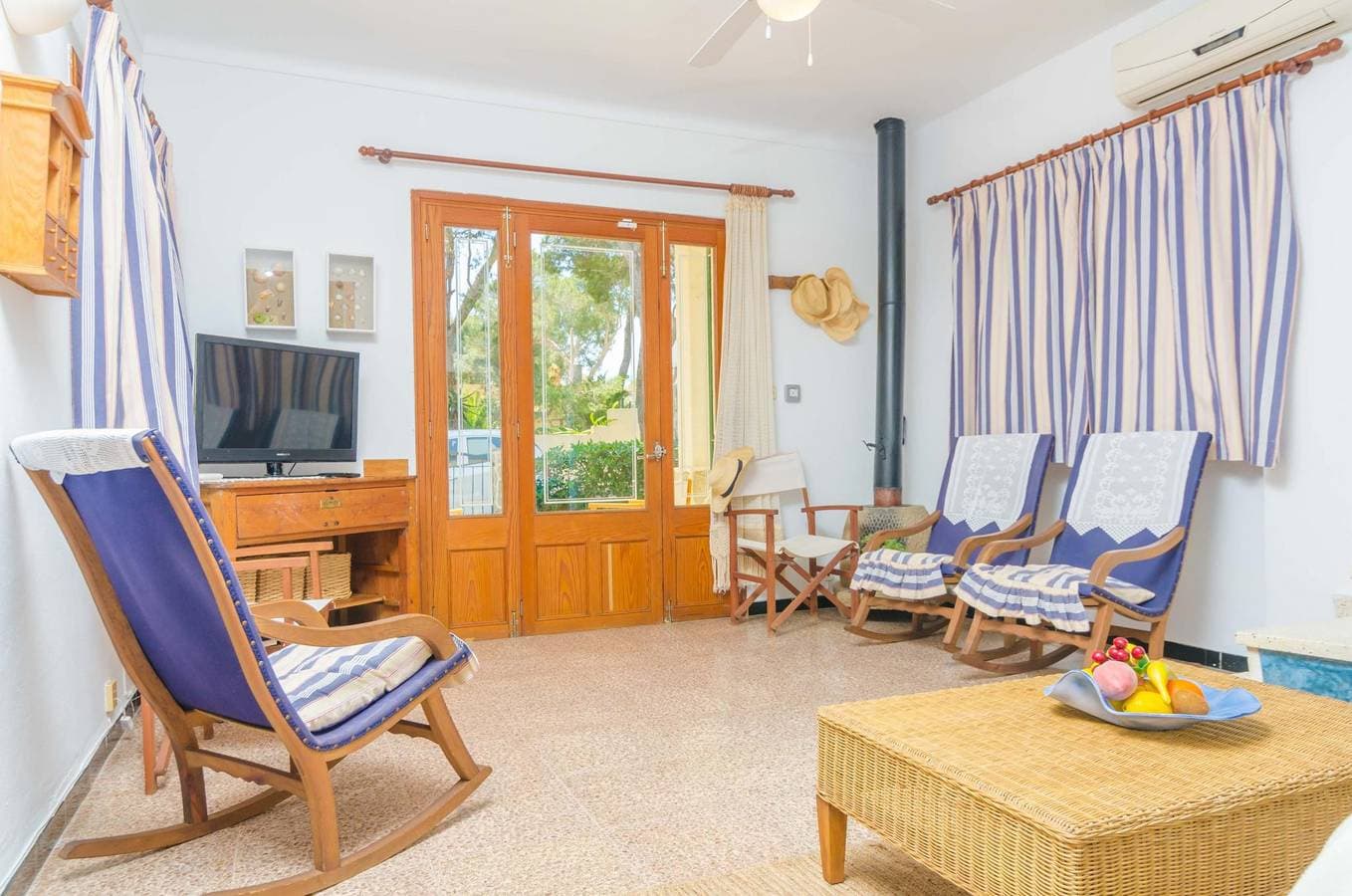 Foto 9 von 34: Penya - Ferienhaus mit Privatgarten in S'Illot. WiFi gratis