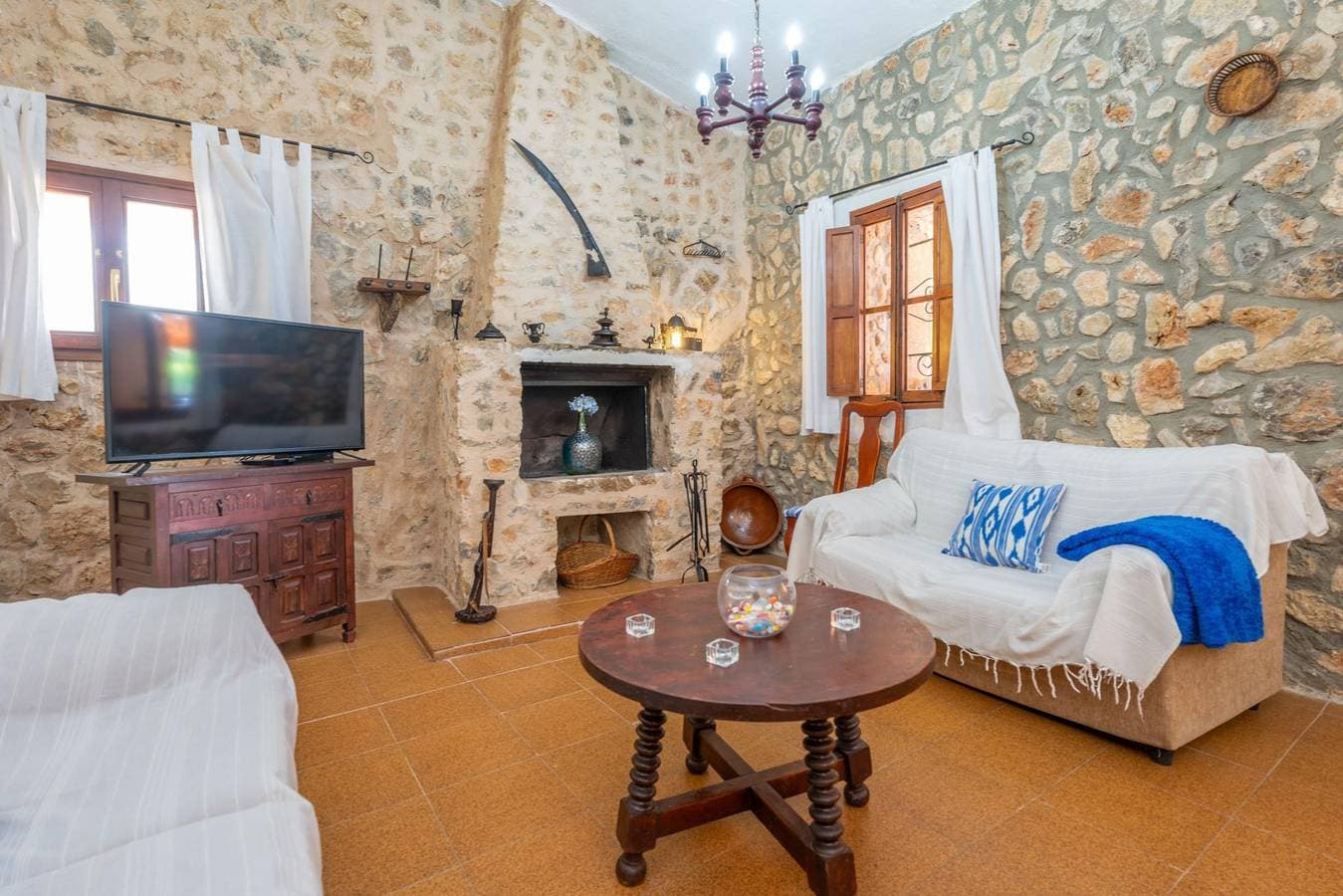 Foto 9 von 36: Finca Can Calisto - Apartment mit privaten Pool in Inca. WiFi gratis