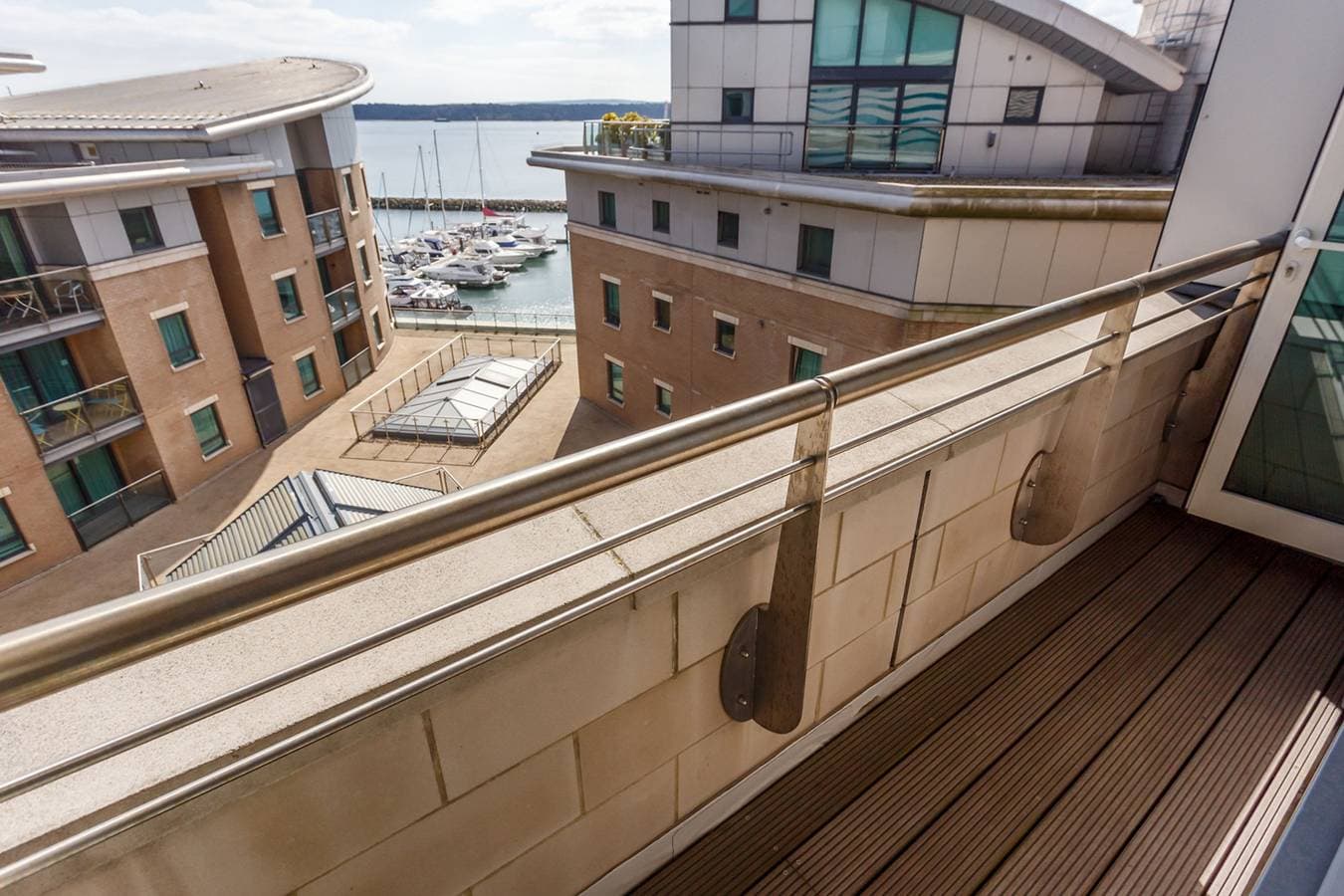 Foto 9 von 32: Crow's Nest - Directly on Poole Quay