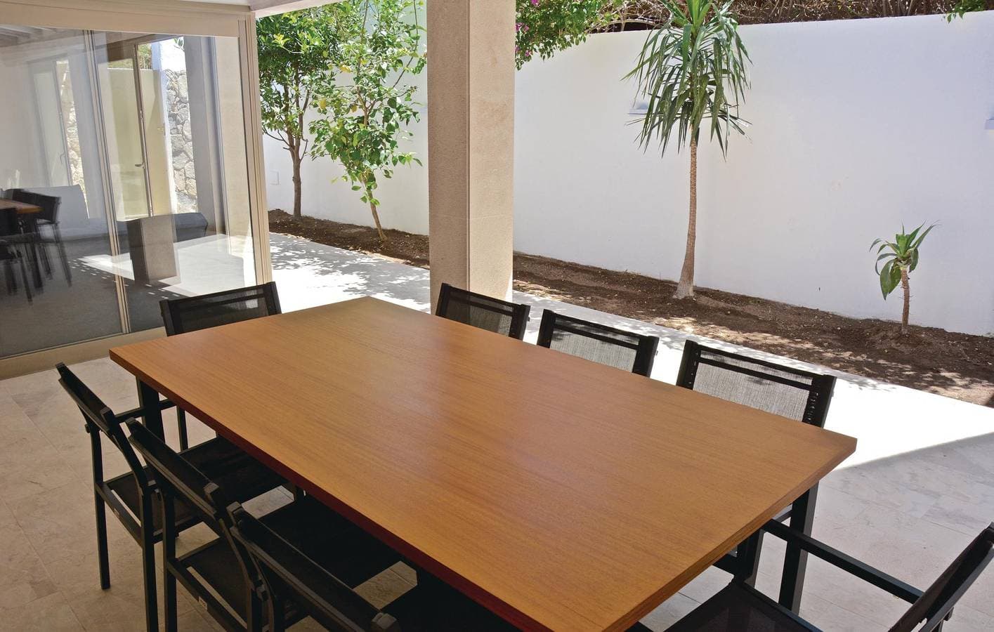 Foto 6 von 28: Geräumiges Apartment mit AC, Küche und Terrasse in Strandnähe