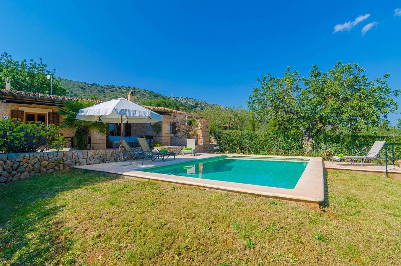 Foto 2 von 27: Son Barbot (Can Robi Nou) - Ferienhaus mit privaten Pool in Sant Llorenc des Cardassar. WiFi gratis
