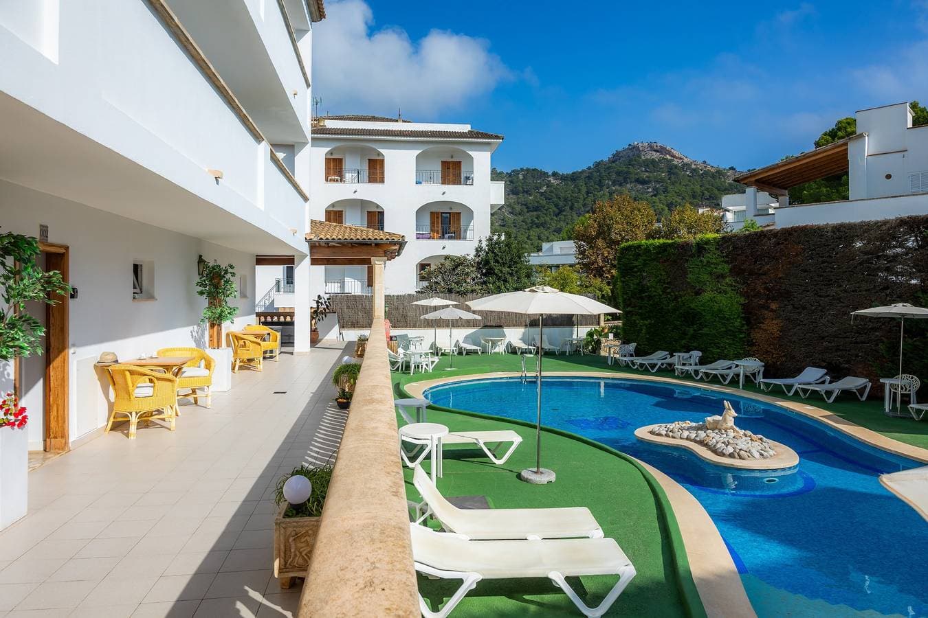 Foto 4 von 41: Strandnahes Apartment mit Zugang zum Pool, einer privaten Terrasse, Klimaanlage und WLAN