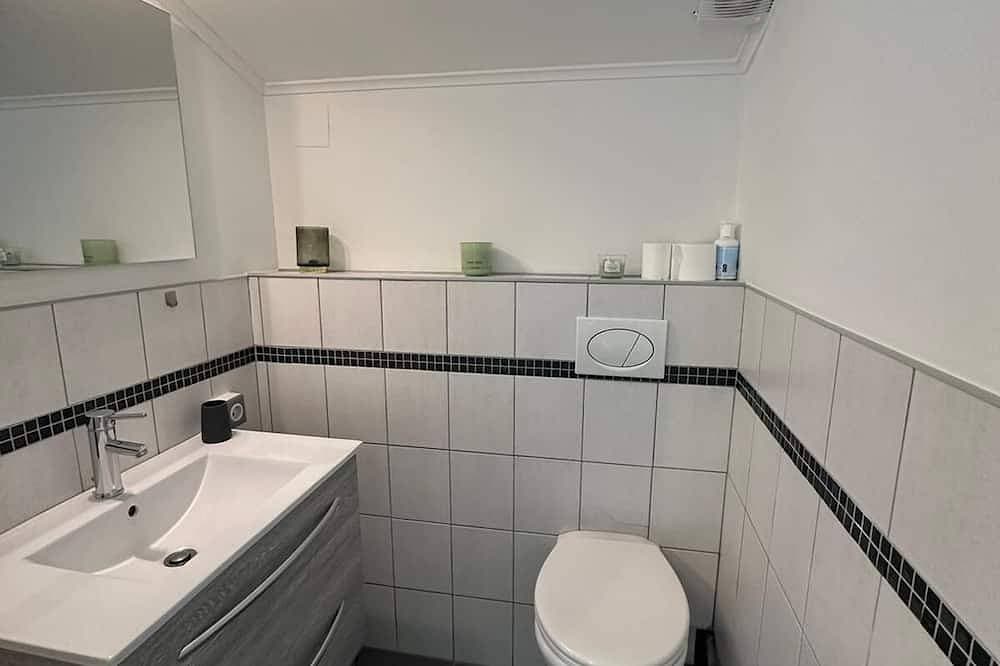 Foto 4 von 10: Cozy 2-bedroom apartment in a quiet neighborhood near Lake Geneva, with parking and a terrace