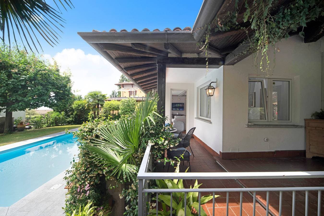 Foto 5 von 29: Haustierfreundliche Villa “Luxury Country House Domaso” mit Pool und Seeblick