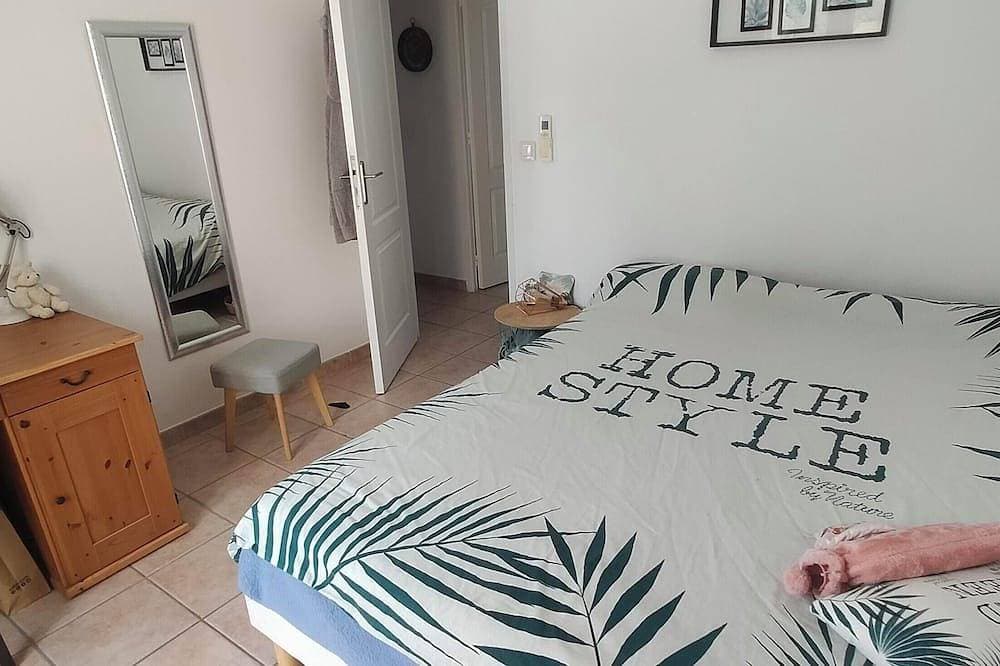 Foto 7 von 30: Côte D'azur, Villa Avec Piscine, Proche de Hyères les Palmiers. 4 Chambres