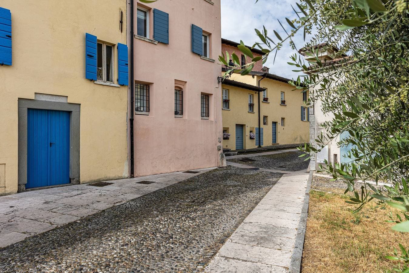 Foto 6 von 23: Ferienwohnung 'Nido Di Cisano' mit Blick auf den See, Gemeinschaftspool und Wi-Fi