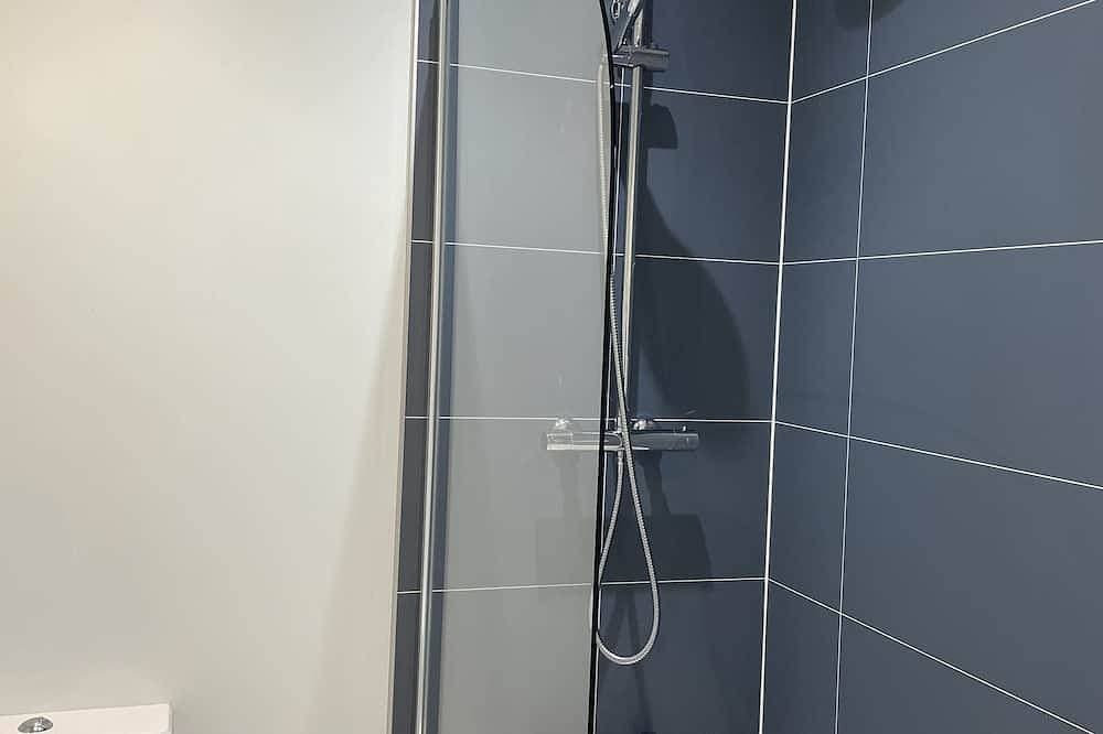 Foto 7 von 23: Neu - Erdgeschoss Gartenwohnung nur wenige Schritte vom Ufer entfernt.