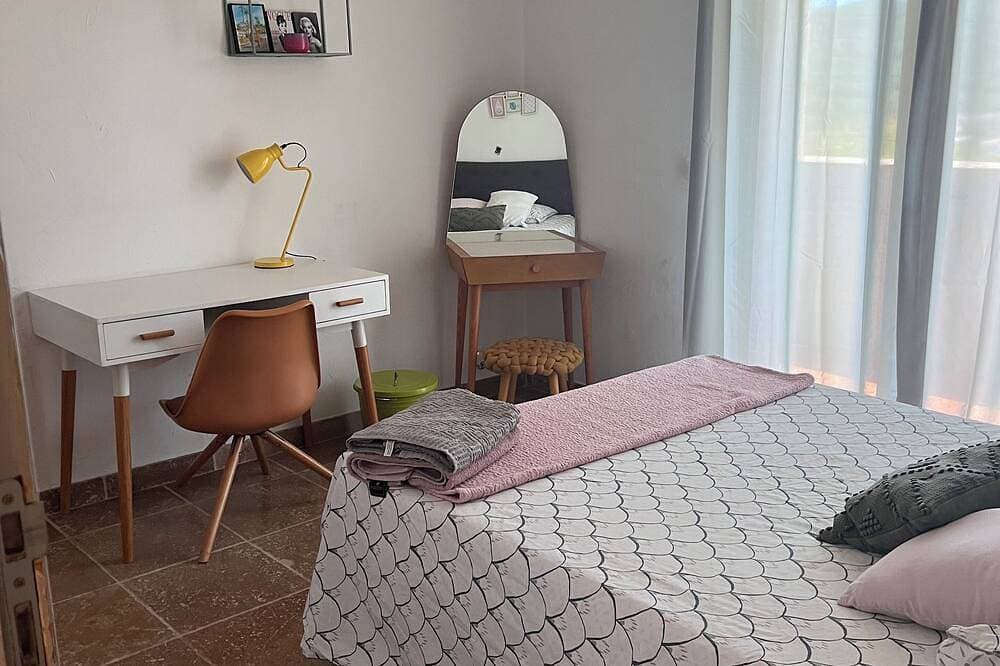 Foto 4 von 30: Charming house 180m2, very quiet, swimming pool, enclosed grounds. 1/4 h from beaches