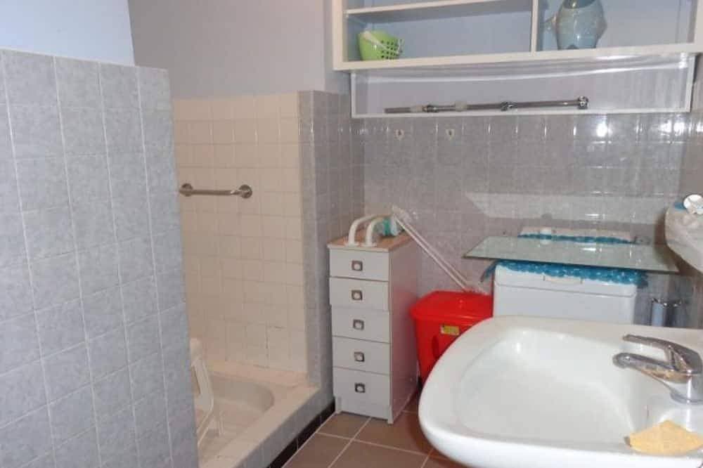 Foto 4 von 9: Gemütliche F1-Wohnung mit Terrasse, Garage und Aufzug - Zentrumsnah in Amélie-les-Bains