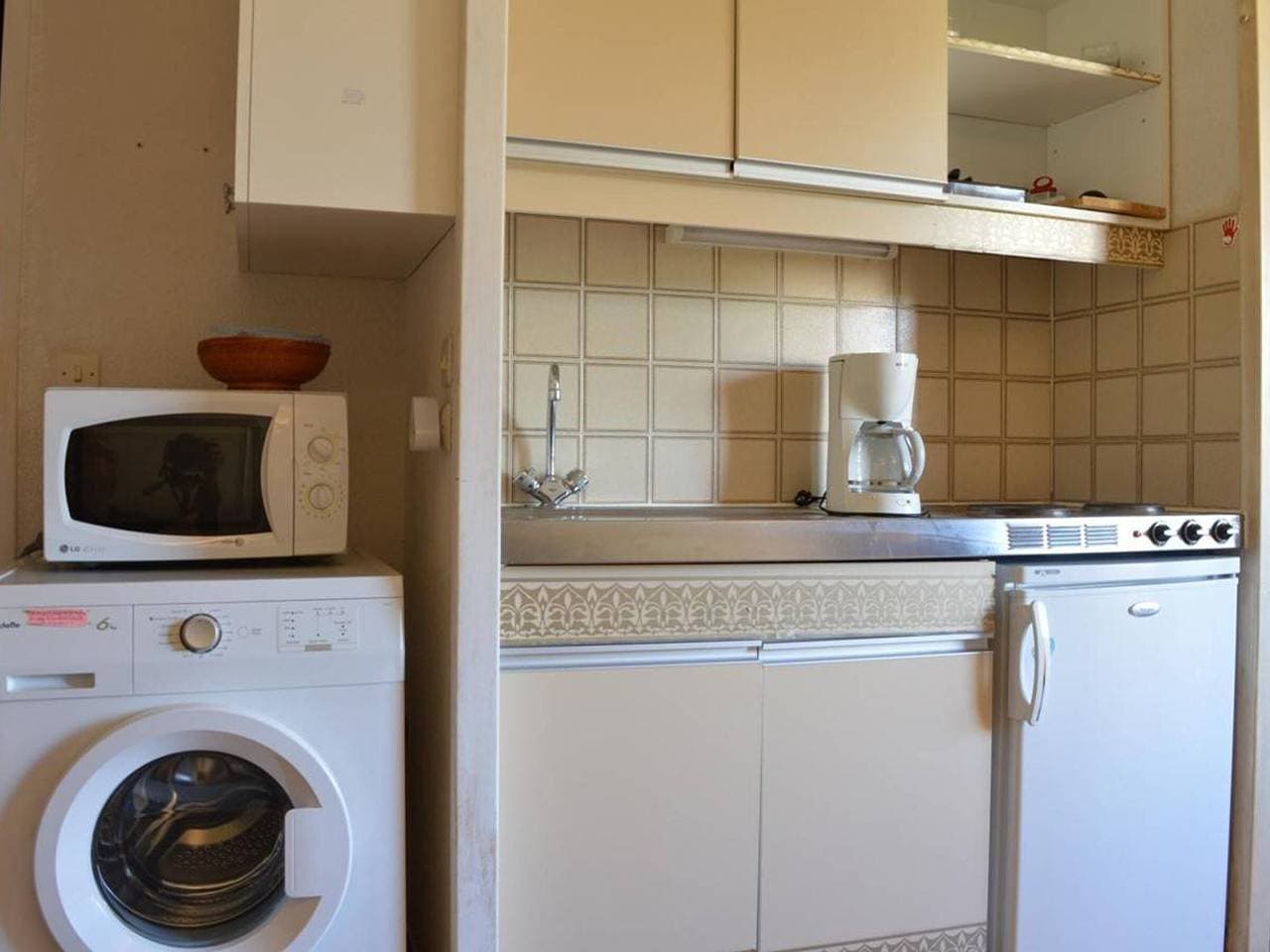 Foto 8 von 19: Studio mit Kabine für 4 Personen, direkt am Strand mit Pool und Tennis in Bormes-les-Mimosas