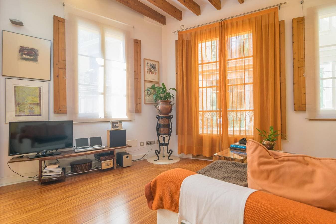 Foto 4 von 49: Miraclet - Adults Only - Ferienhaus mit schöner Terrasse und Parkplatz im Zentrum von Palma. Gratis Wifi