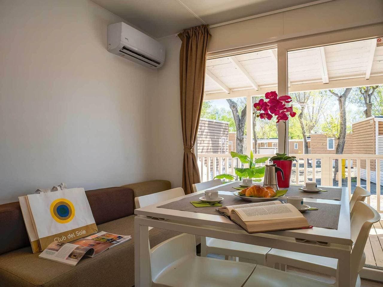 Foto 4 von 29: Lodge im Rimini Family Village in Strandnähe