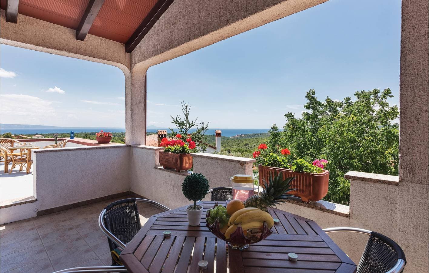 Foto 6 von 21: Gemütliche Ferienwohnung mit Terrasse, WLAN, in der Nähe des Strandes Duga Uvala