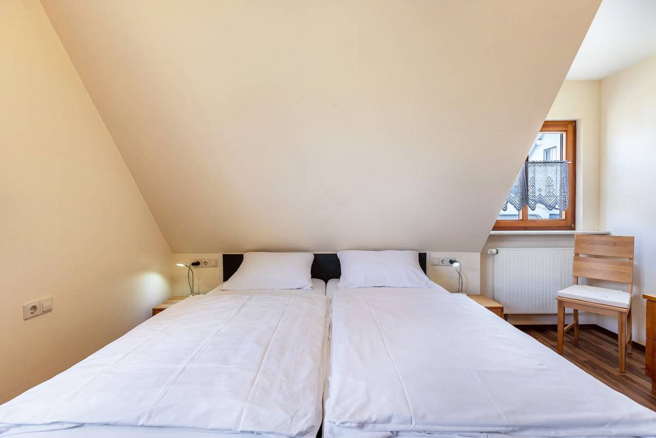 Foto 11 von 20: Ferienwohnung "Dachspitz - Junges Wohnen" mit Gemeinschaftsgarten und WLAN