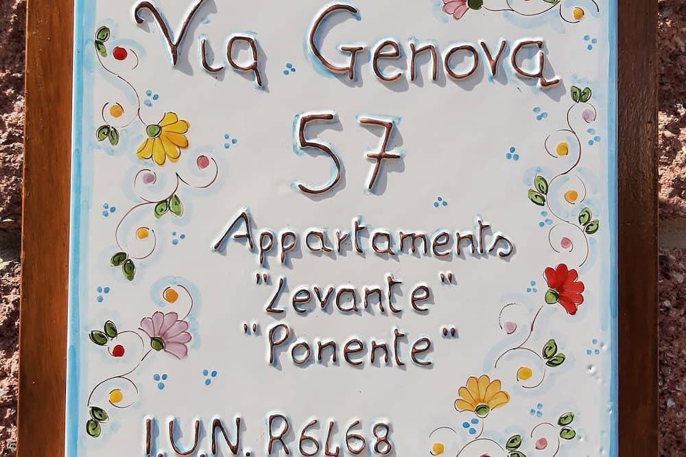 Vacation House \"Levante\" - Central - 2 steps from the sea and the historic center. 1