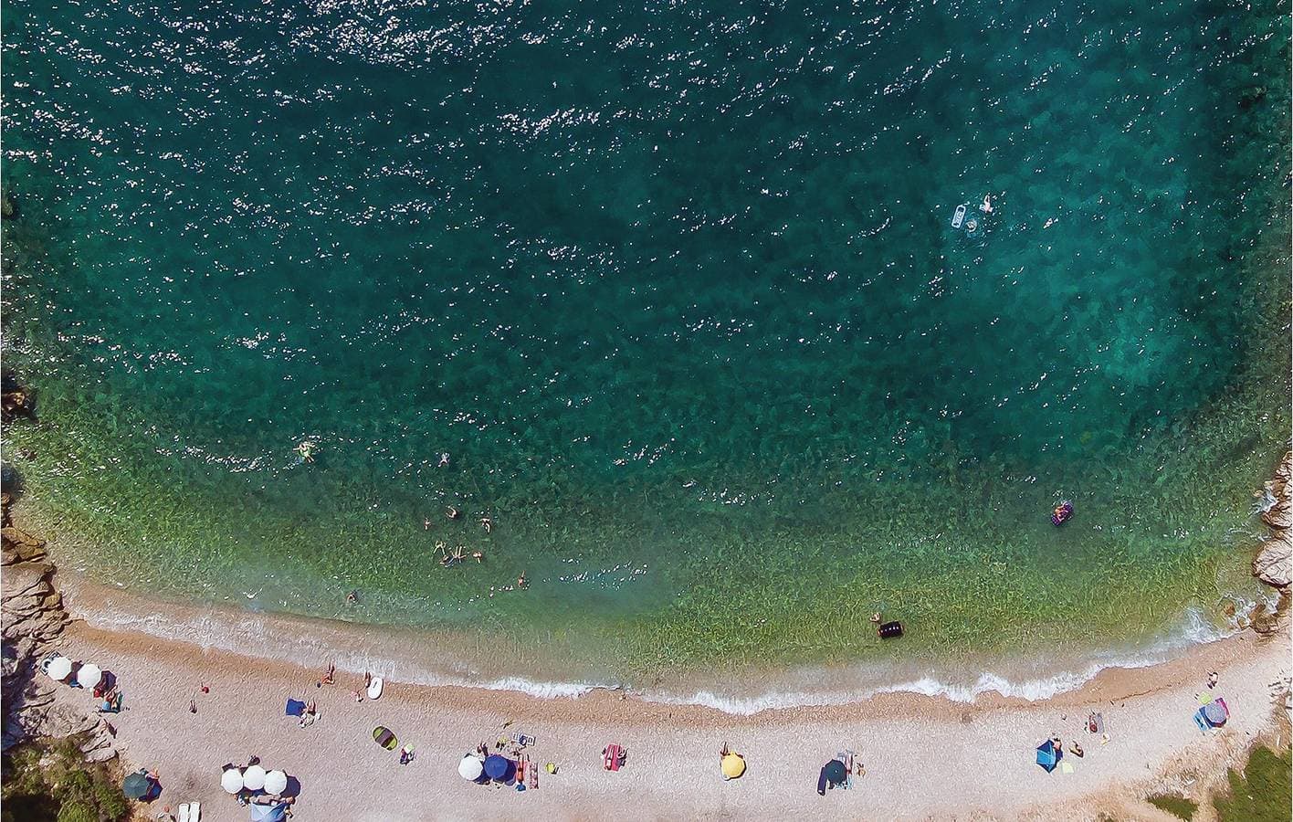 Foto 13 von 18: Reizende Unterkunft, 1,5 km vom Strand entfernt: klimatisiertes Apartment mit saisonalem Pool und Terrasse