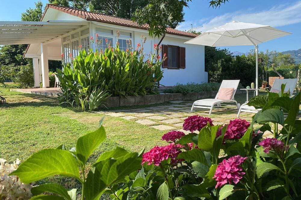 Foto 8 von 27: Pietrasanta - Versilia ★★★★★ Enchanting Cottage by the sea