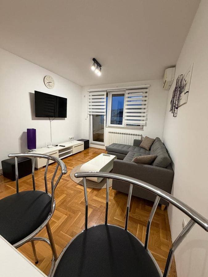 Foto 4 von 13: One-Bedroom Apartment