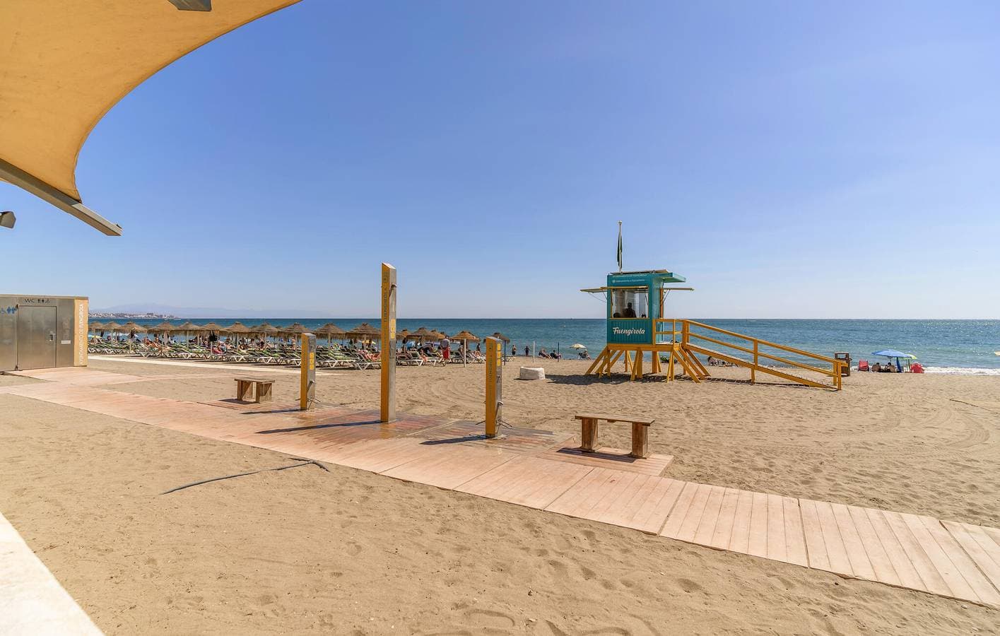 Foto 8 von 17: Appartement am Strand mit Wi-Fi, AC, Pool und Küche - 2,5 km bis Playa de los Boliches