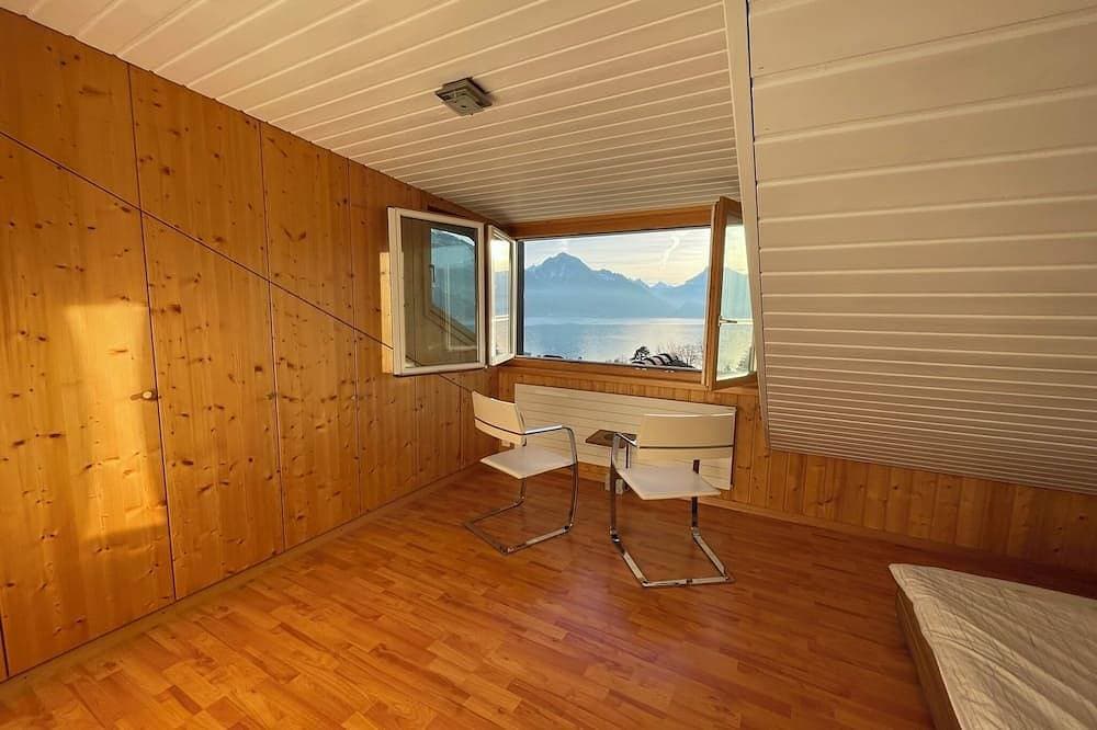Foto 3 von 30: Haus am Vierwaldstättersee. Erstaunliche Aussicht, 5 Schlafzimmer und Gärten