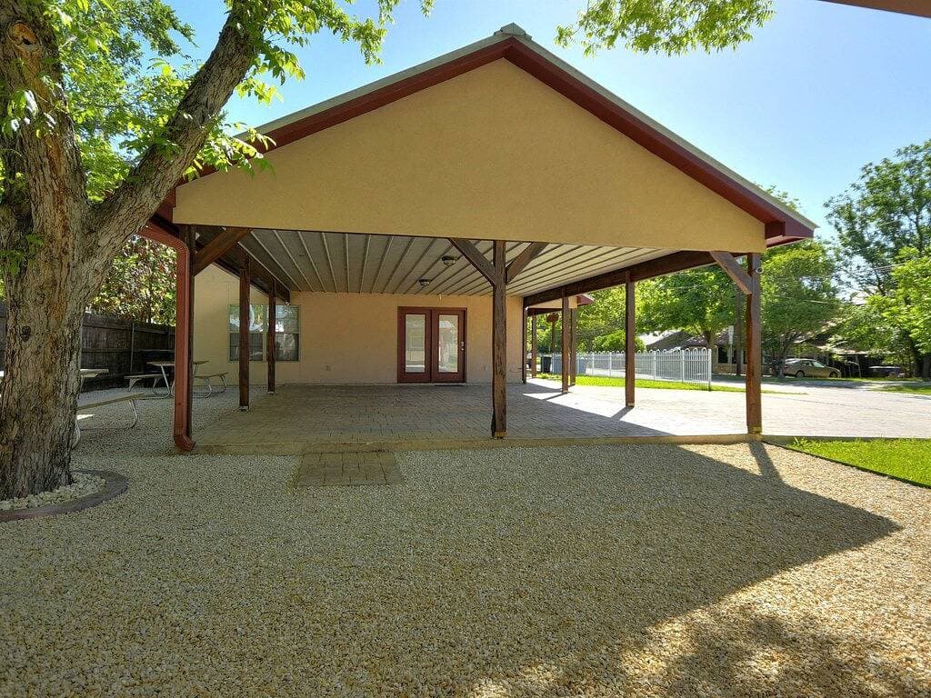Foto 8 von 25: Experience the ultimate vacation just across from the Schlitterbahn Waterpark