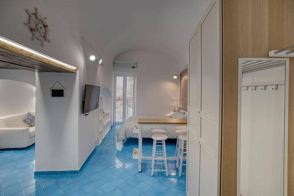 Foto 5 von 18: One-Bedroom Apartment