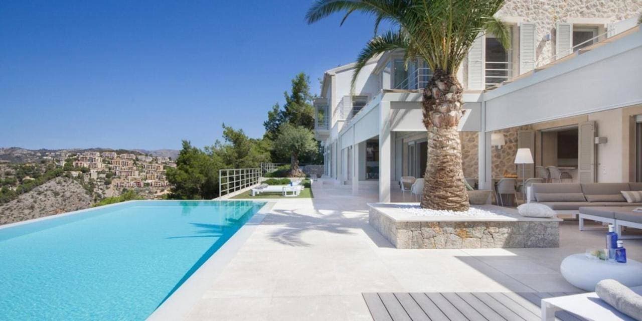 Foto 5 von 41: Luxury 6 Bedroom Villa with Superb Sea Views, Mallorca Villa 1014