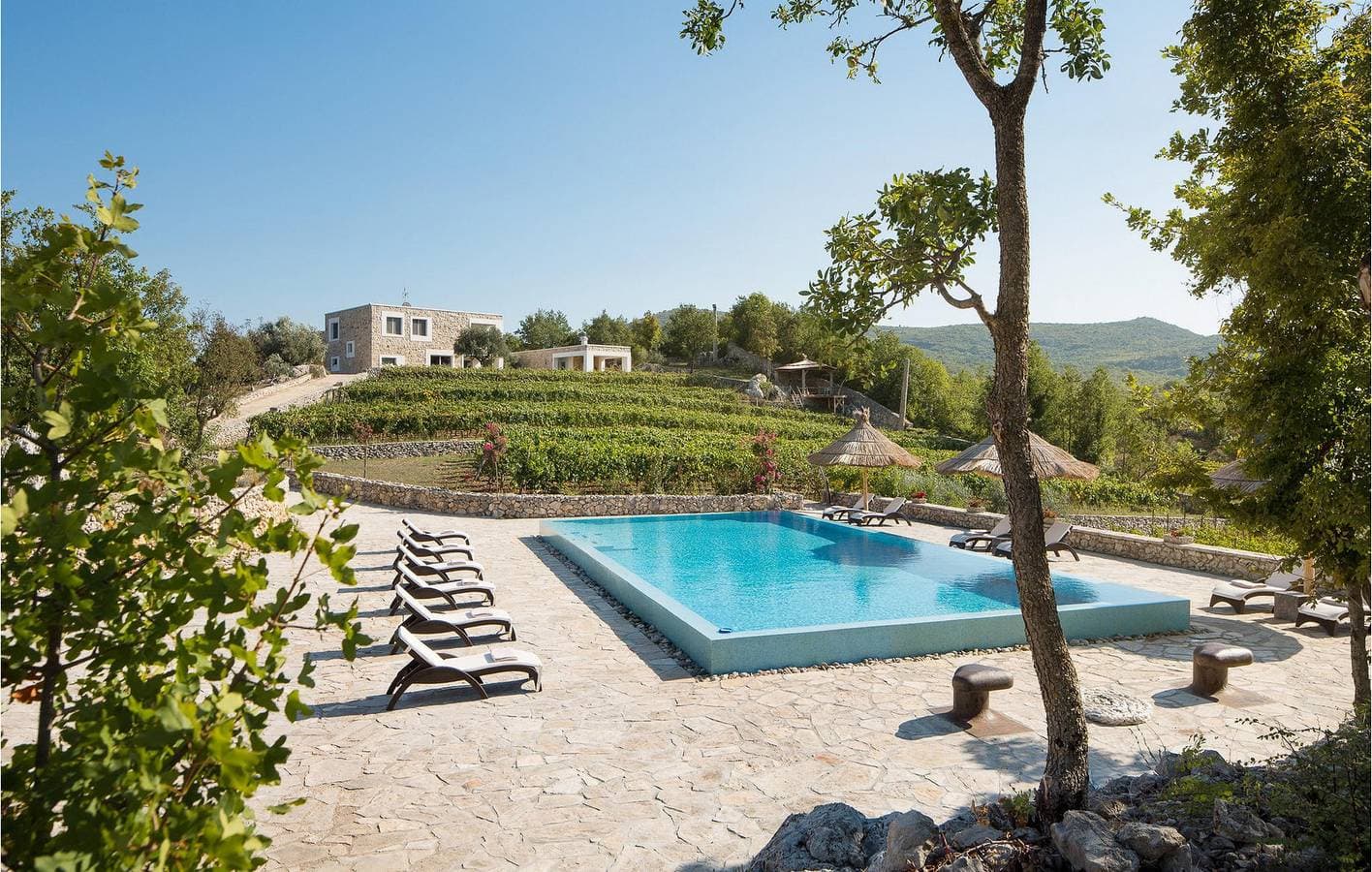 Foto 11 von 63: Ferienhaus für 14 Personen mit Garten