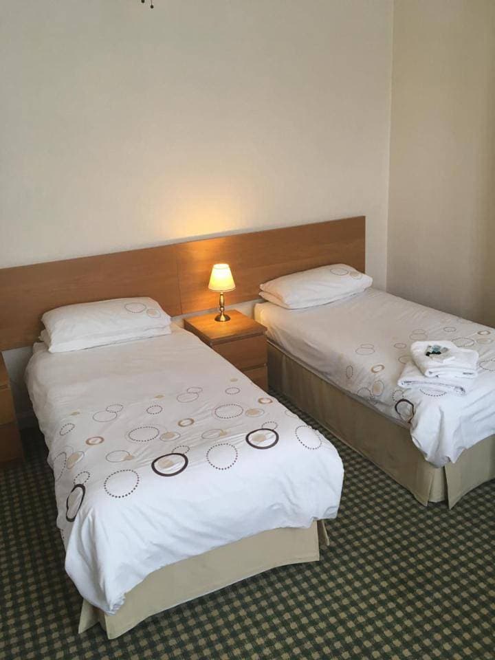 Foto 9 von 10: The Hawthornes Licensed Guest House