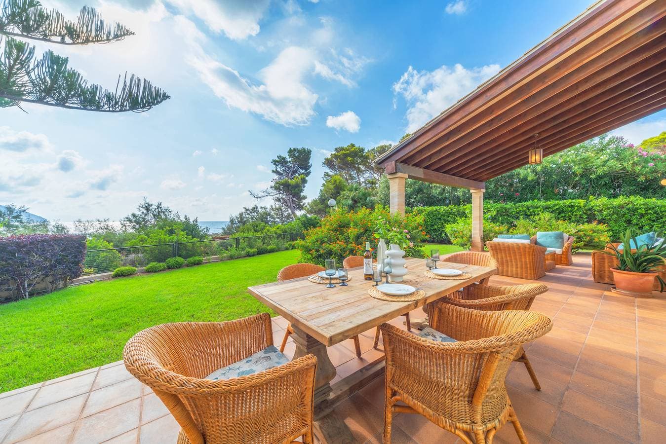 Foto 7 von 27: Villa Es Pinaro - Beach Front by PriorityVillas